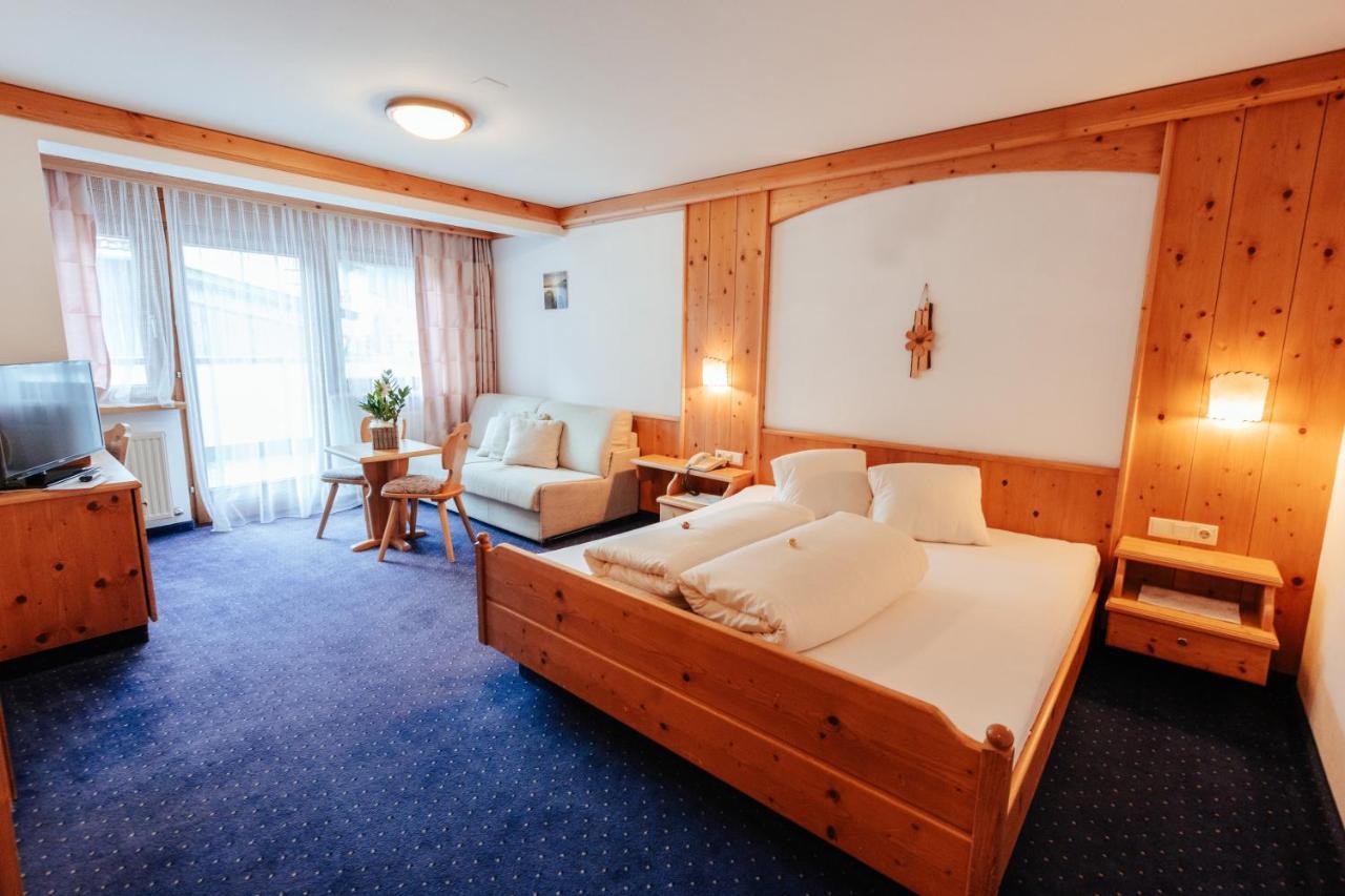 Hotel St-Leonhard Sankt Leonhard im Pitztal Exterior photo